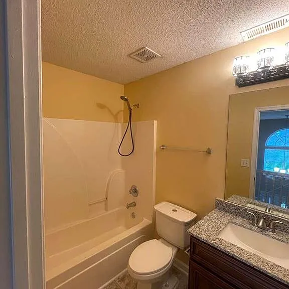 408 Canoga Ct — Photo 4