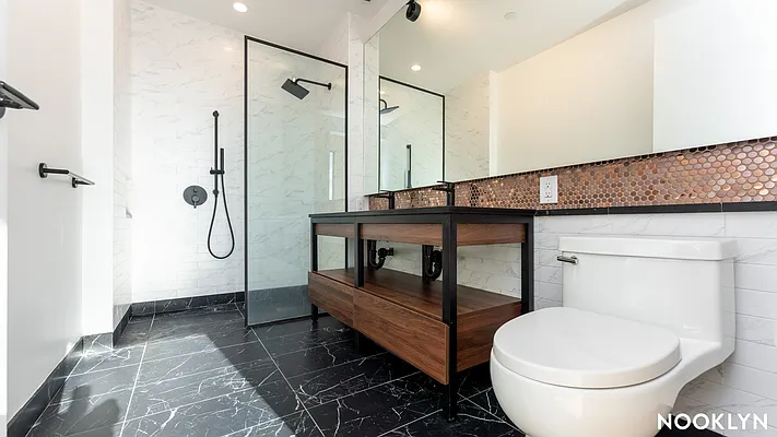 Rented by Nooklyn NYC LLC | media 102