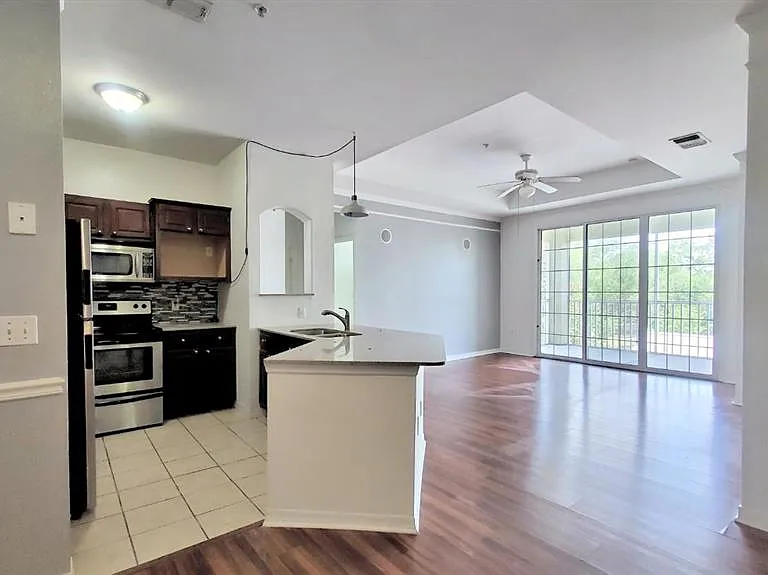 6413 Astor Village Ave #315 — Photo 13