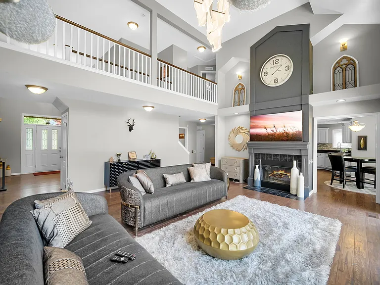 2518 Adamsway Dr — Photo 11