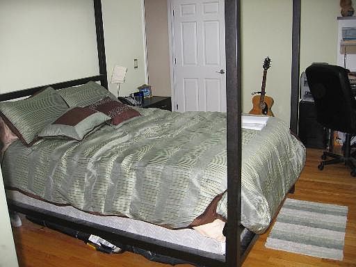 4th image of 2408 W Flournoy St APT 4
