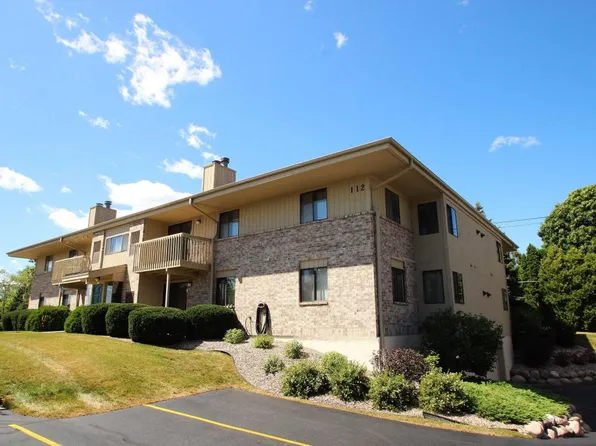 112 E Freistadt Rd, Thiensville, WI 53092