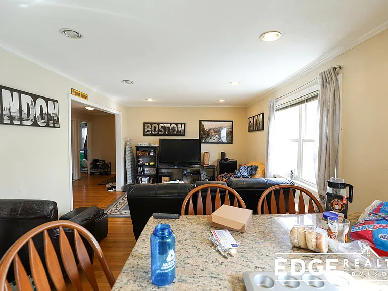 20 Cummings Rd #1 — Photo 7