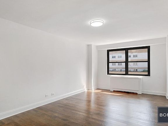 3rd image of 400 E 89th St APT 15F