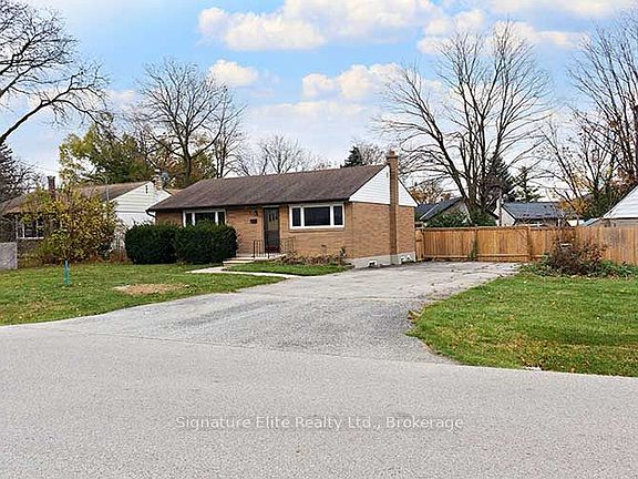 4th image of 41A Hurricane Ave