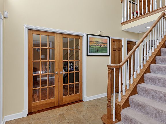 2nd image of 911 Rock Spring Rd