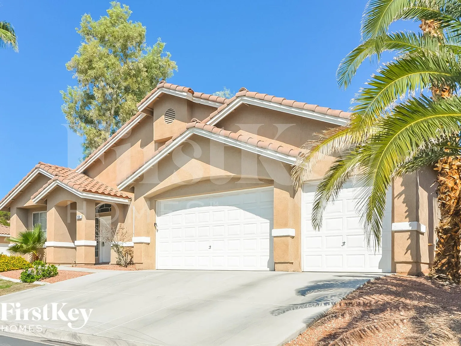 3 bed, 3.0 bath, 2448 sqft, $2,855 — Photo 2