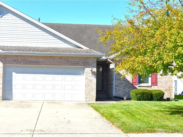 2104 Indian Ridge Dr, Piqua, OH 45356