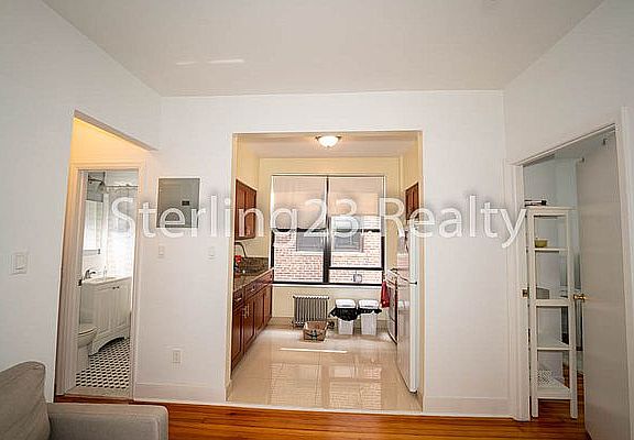 5th image of 31-12 36th St #2B