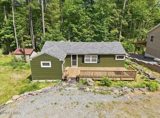 115 Old Hay Rd, Tafton, PA 18464