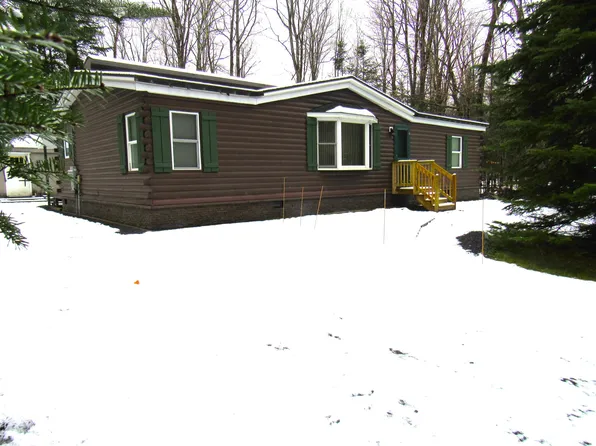 110 Indian Trl, Old Forge, NY 13420