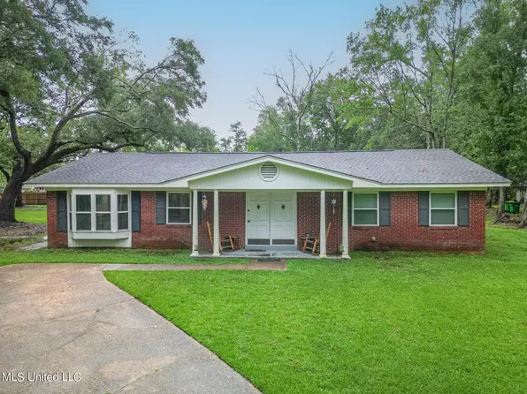 7000 Shore Dr, Ocean Springs, MS 39564