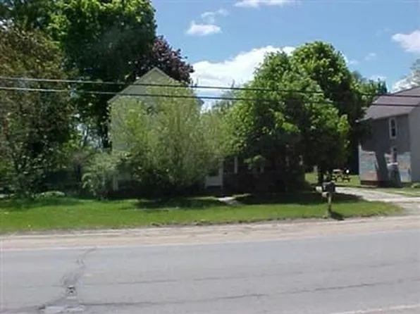 629 W Saint Joseph St, Lawrence, MI 49064