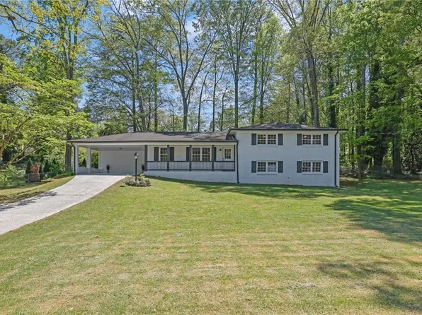 210 Suburban Dr NE, Kennesaw, GA 30144