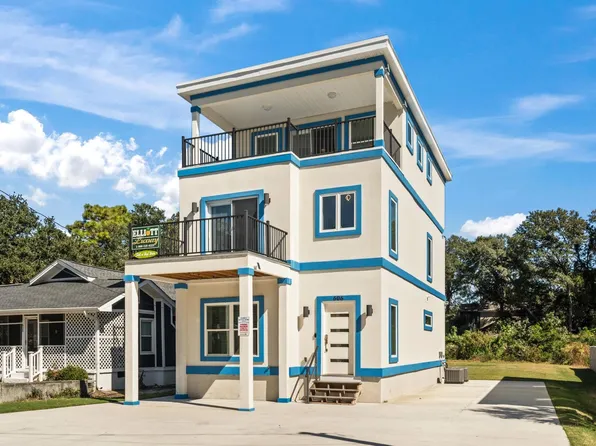 606 29th Ave. S, North Myrtle Beach, SC 29582