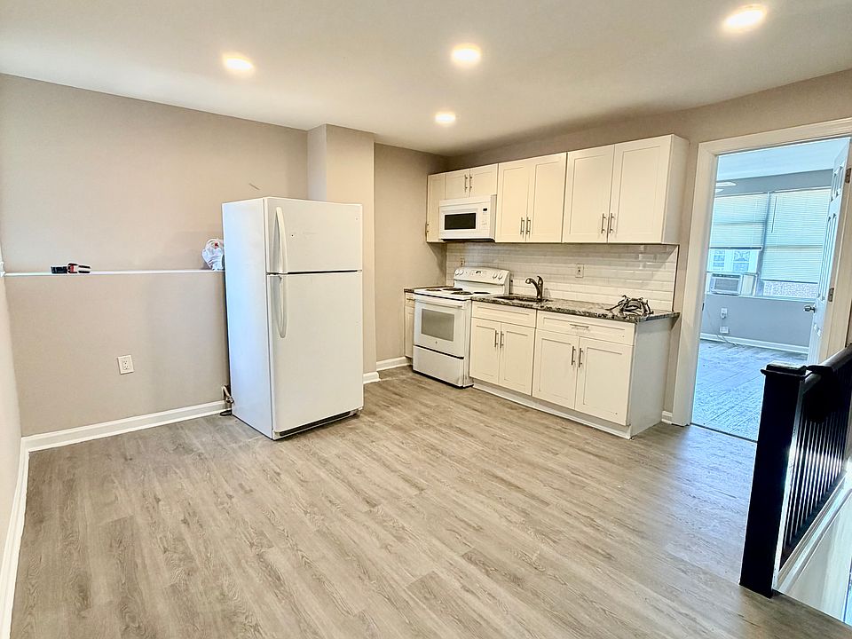 1st image of 5821 Theodore St #2