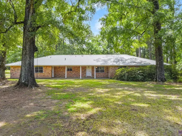 24696 Riley Rd, Pride, LA 70770