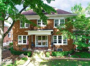 56 Belleview St, Mount Clemens, MI 48043