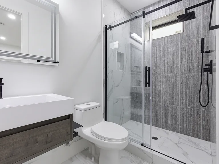 1140 Oates St NE #102 — Photo 8