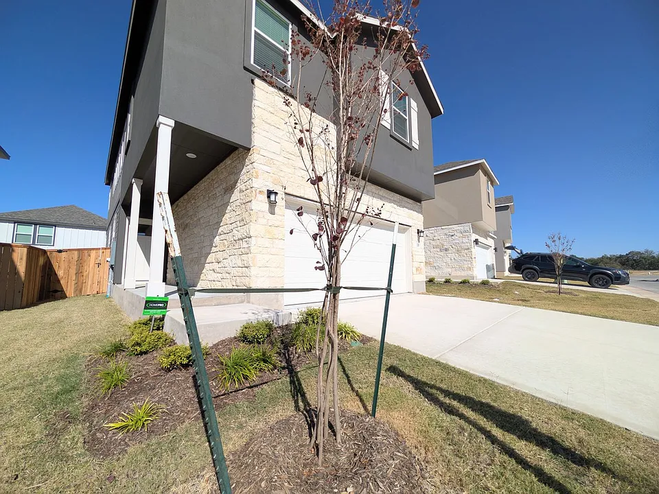 206 Kislingbury Ln