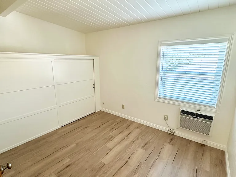617 W California Ave #H — Photo 4