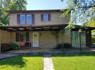 118 1st St, North Tazewell, VA 24630
