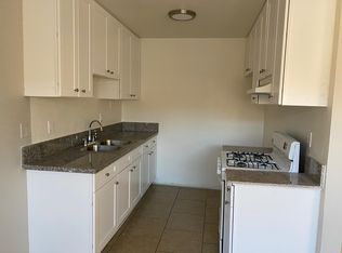 6961 Whitsett Ave #13, North Hollywood, CA 91605