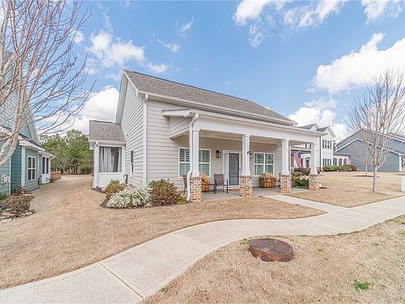 3rd image of 153 Tan Yard Rd