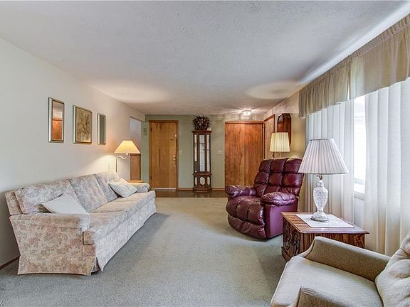 4th image of 5311 Seven Pines Dr