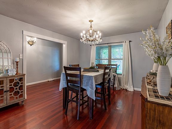 5th image of 112 Crescent Dr