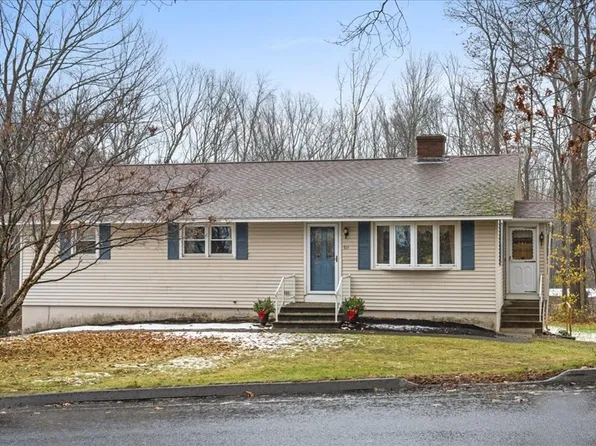 911 Stafford St, Leicester, MA 01524