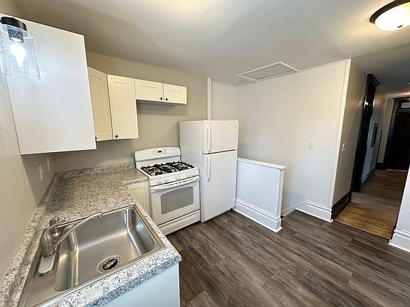 5th image of 226 Griffing Ave APT 2