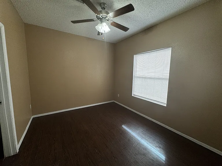 2521 Robert Wynn St #1 — Photo 6