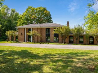 1855 Spear St, South Burlington, VT 05403