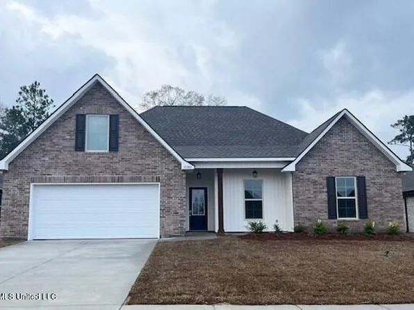 15180 High Point Dr, Gulfport, MS 39503