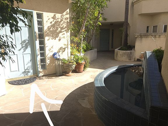 4th image of 4970 Kester Ave APT 2