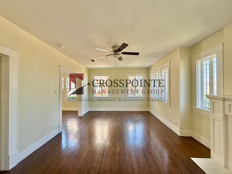 431 S College Ave — Photo 4