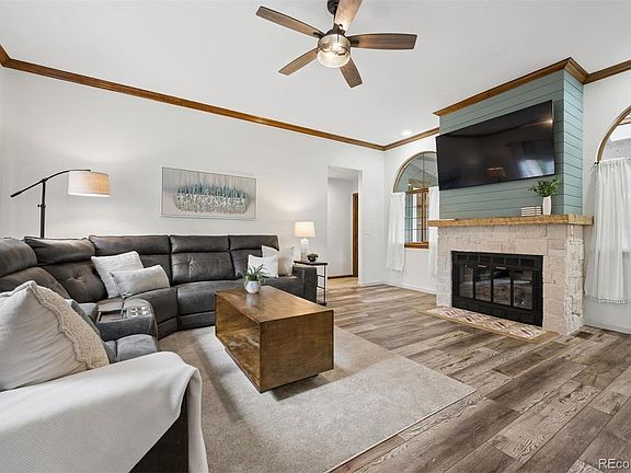 2nd image of 6928 Iris Street