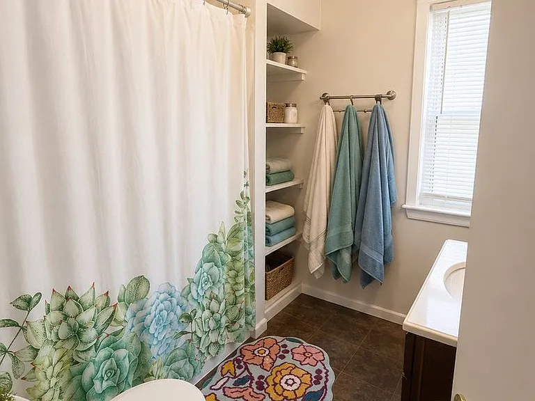1117 E. Potter Ave. — Photo 5