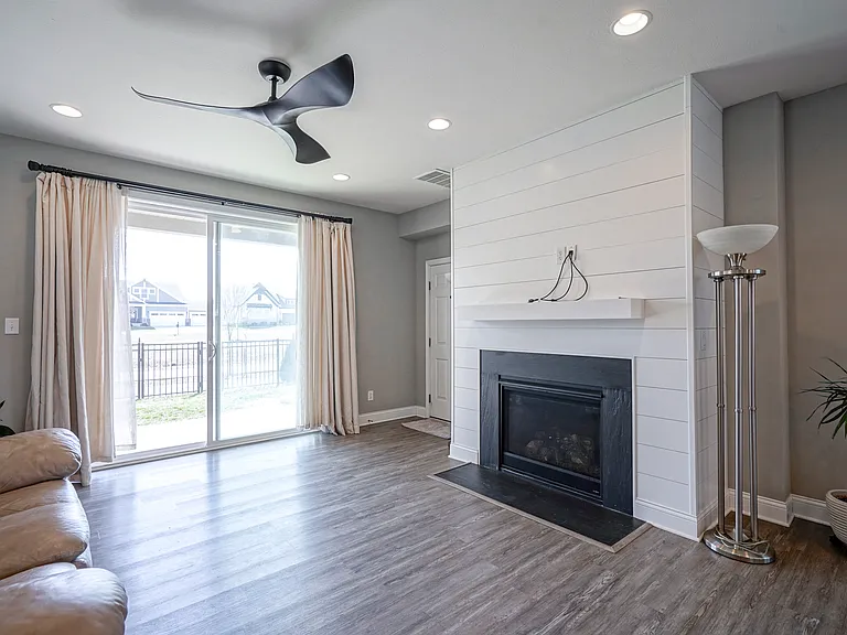 7228 Broadacre Ct — Photo 20