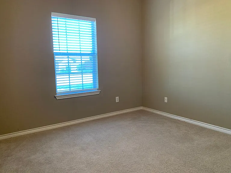 3125 Beauford St — Photo 10