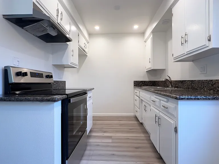 7202 Washington Ave #D — Photo 6