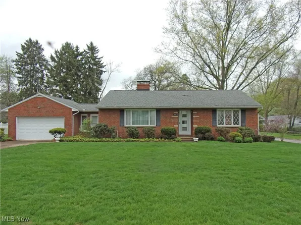 3355 Tisen Rd, Akron, OH 44312