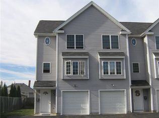 18 Dana St, Lowell, MA 01850