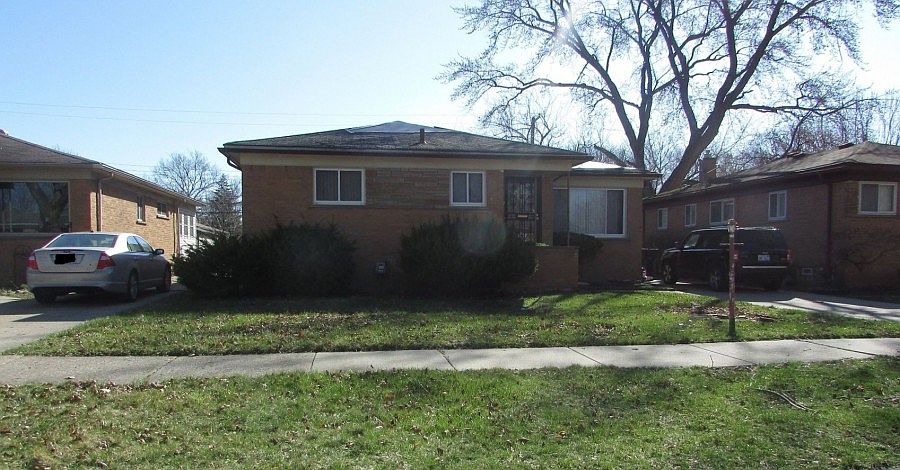 1st image of 23260 Avon Ave