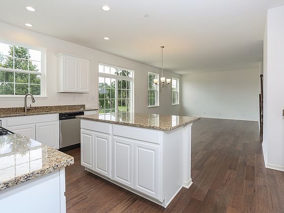 4th image of 34189 N Jenna Ln