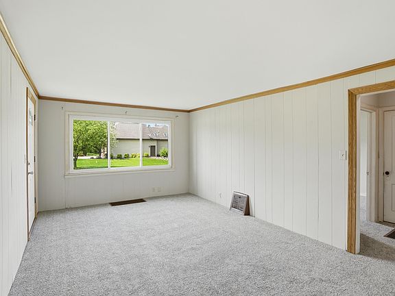 4th image of 11131 Fathke Rd