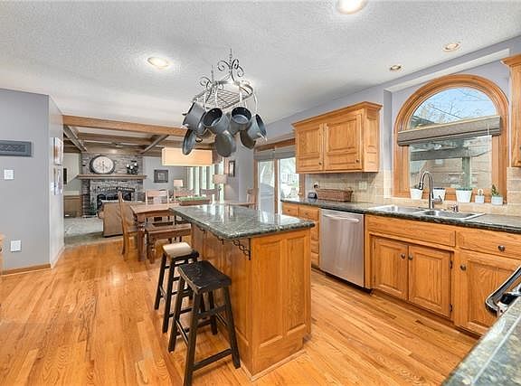 3rd image of 2501 SW Whispering Creek Ct