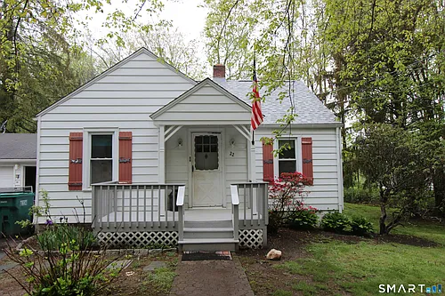 22 Brook St Photo 1