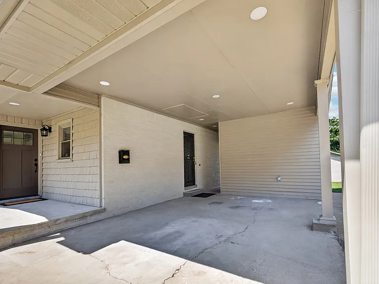 125 Todd St — Photo 4